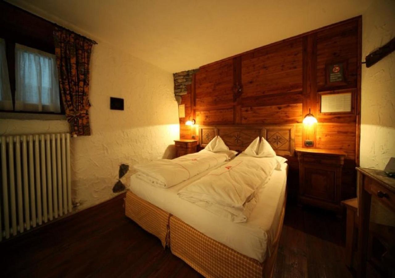 Eco Chalet Maison Dominique Challand-Saint-Anselme Zewnętrze zdjęcie